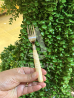 چنگال میوه‌خوری دسته بامبو