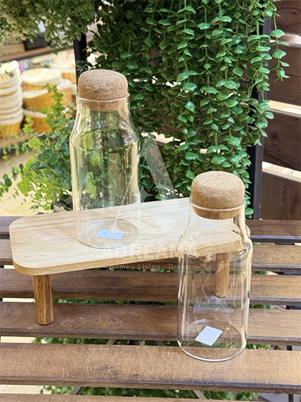 بانکه شیشه‌ای درب چوب پنبه